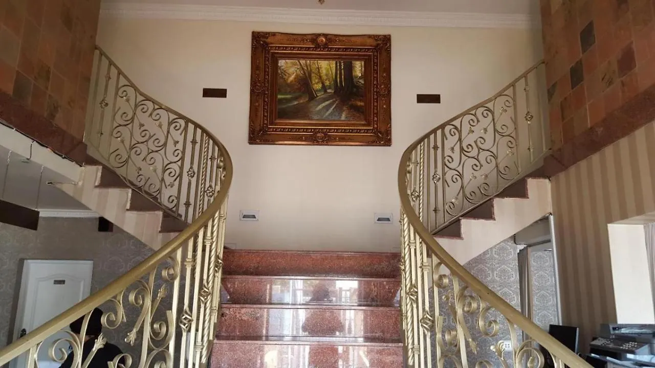 Room In Lodge - Savoy Lodge - Triple Room Cape Town South Africa