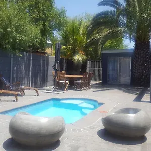 2* Guest house Hayley's Place